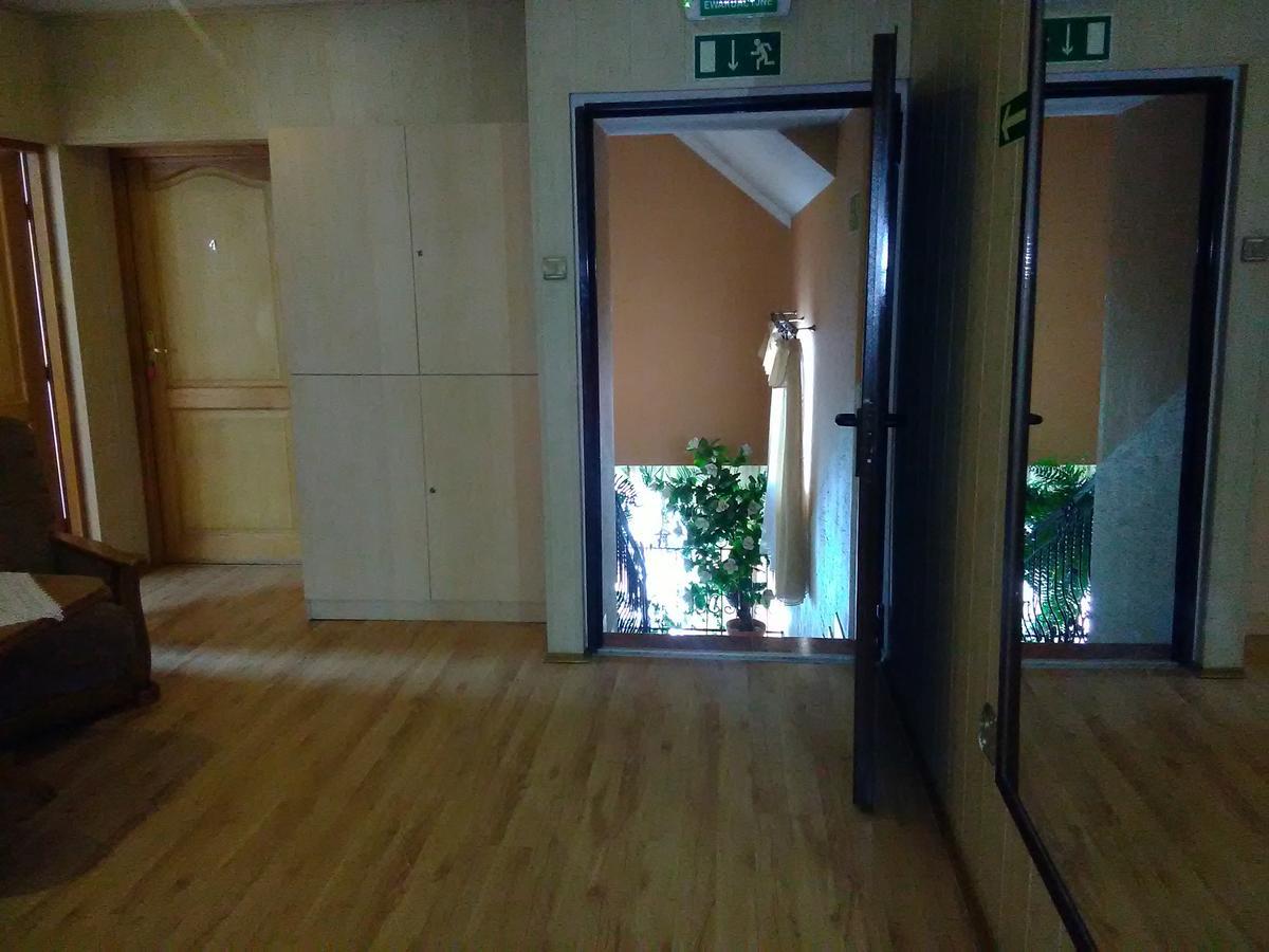 Widoma 扎格罗巴旅舍旅舍 外观 照片